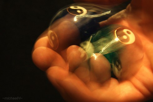 blurred balls in hands