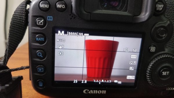 f2.8 aperture settings on DSLR LCD