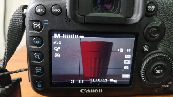 f9.0aperture settings of dslr lcd